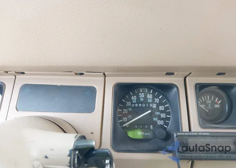 1991 Jeep Wrangler / Yj Sahara z USA, uszkodzony, nr VIN 2J4FY49S2MJ151926